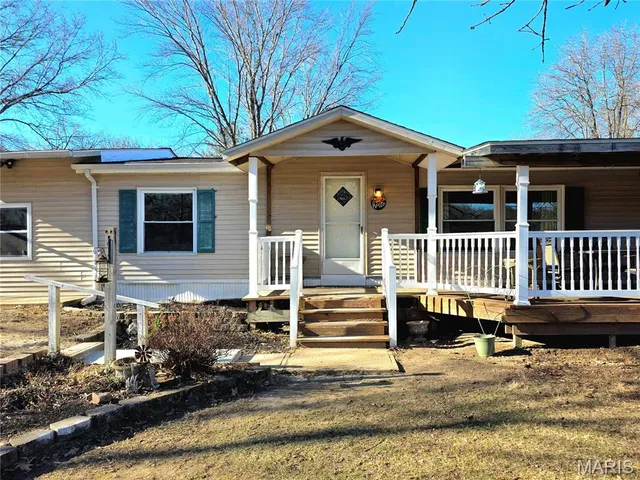 $299,900 | 481 Family Road, St. Clair, MO 63077