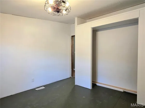 $294,900 | 481 Family Road, St. Clair, MO 63077