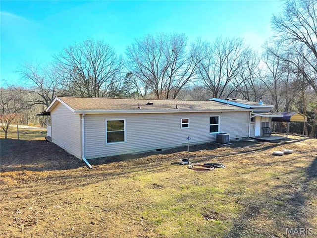 $299,900 | 481 Family Road, St. Clair, MO 63077