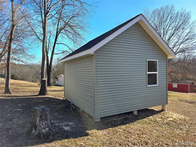 $299,900 | 481 Family Road, St. Clair, MO 63077
