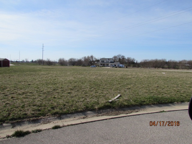 198 Jade Court, Unit 55 Alma, MI 48801 - Photo 2 of 4