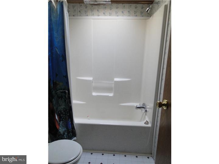 1121 Shelbourne Road Reading, PA 19606 - Photo 8 of 12 Bathroom