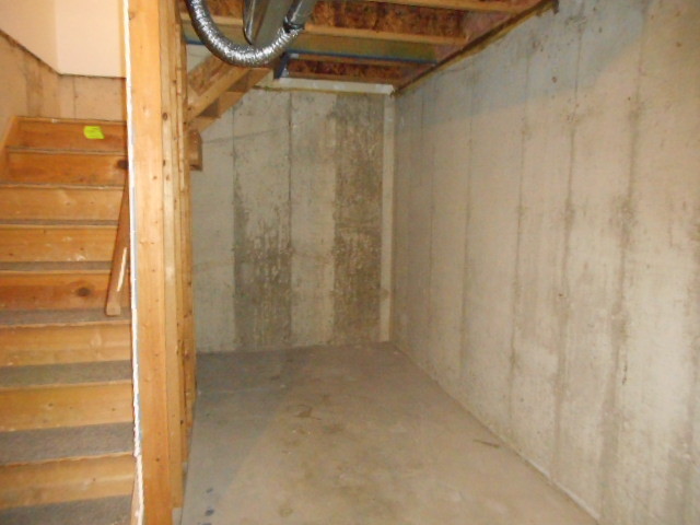 710 Timothy Court East Dundee, IL 60118 - Photo 23 of 25 a view of a bathroom
