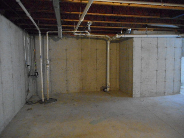 710 Timothy Court East Dundee, IL 60118 - Photo 24 of 25 a view of an empty room