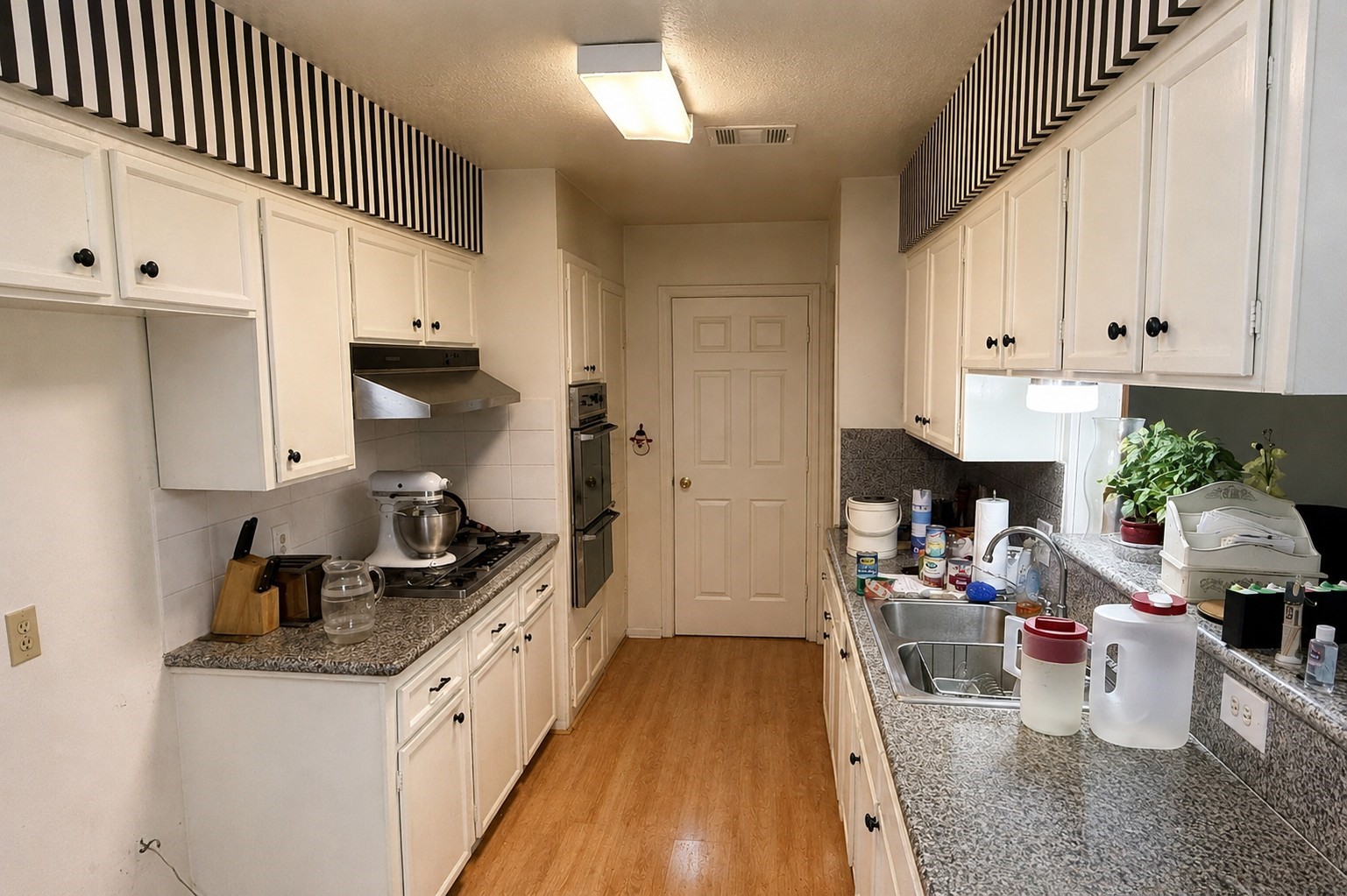 5434 Botany Lane Houston, TX 77048 - Photo 10 of 18