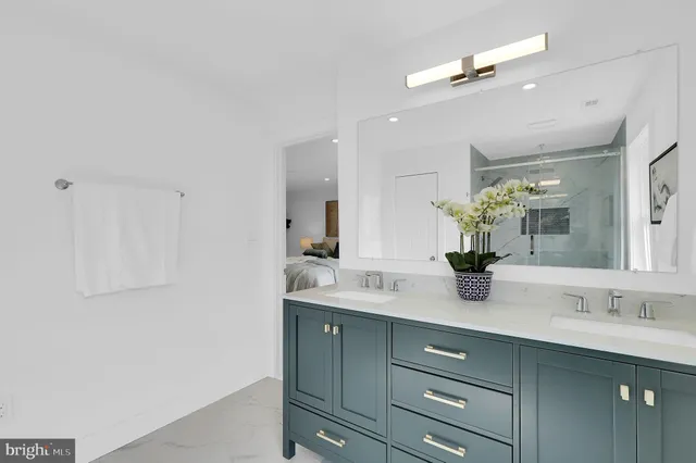 $1,399,000 | 10510 White Clover Terrace, Potomac, MD 20854