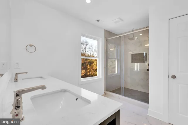 $1,399,000 | 10510 White Clover Terrace, Potomac, MD 20854