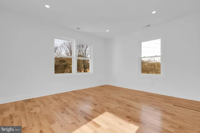 $1,399,000 | 10510 White Clover Terrace, Potomac, MD 20854