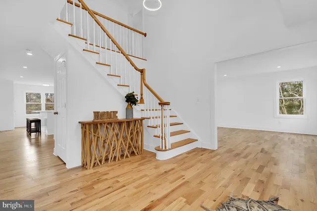 $1,399,000 | 10510 White Clover Terrace, Potomac, MD 20854