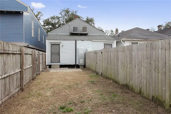 $1,500 | 2522 Bienville Street, New Orleans, LA 70119