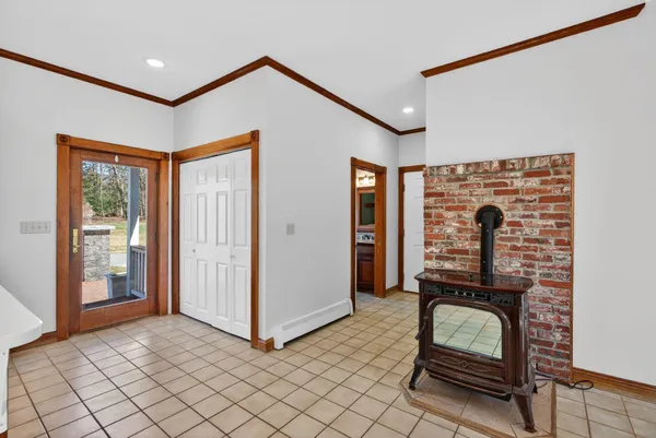 $750,000 | 26 Fieldcrest Drive, Gorham, ME 04038