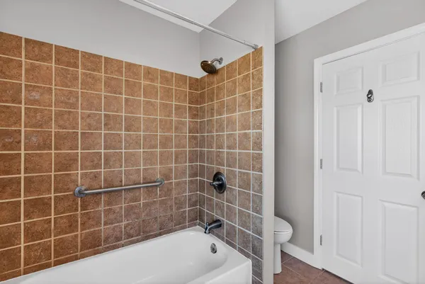 $750,000 | 26 Fieldcrest Drive, Gorham, ME 04038