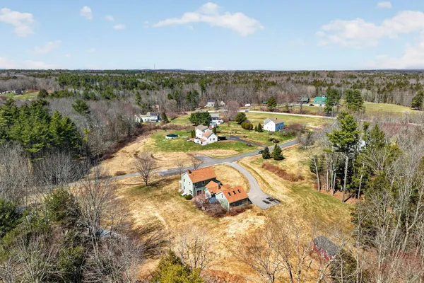 $750,000 | 26 Fieldcrest Drive, Gorham, ME 04038