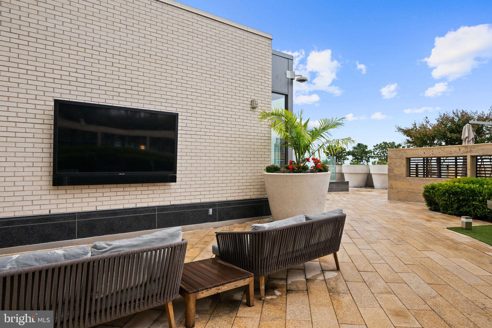 1330 Lancaster Street, Unit C603 Baltimore, MD 21231 - Photo 50 of 63