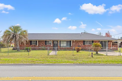 $440,000 | 905 East 12th Street, Lynn Haven, FL 32444
