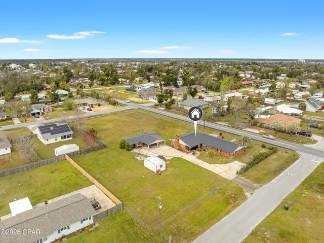 $440,000 | 905 East 12th Street, Lynn Haven, FL 32444