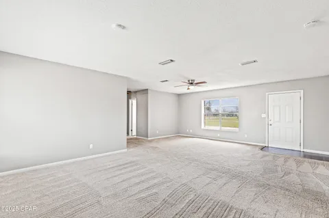 $440,000 | 905 East 12th Street, Lynn Haven, FL 32444