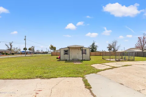 $440,000 | 905 East 12th Street, Lynn Haven, FL 32444