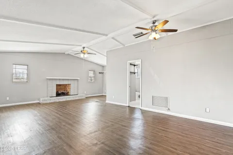 $299,000 | 905 East 12th Street, Lynn Haven, FL 32444