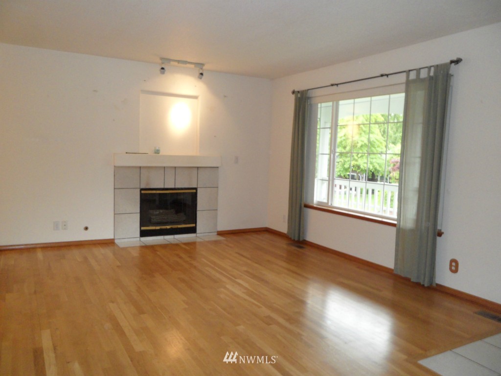 1483 Roma Road Bellingham, WA 98226 - Photo 4 of 23 Gallery Image 4
