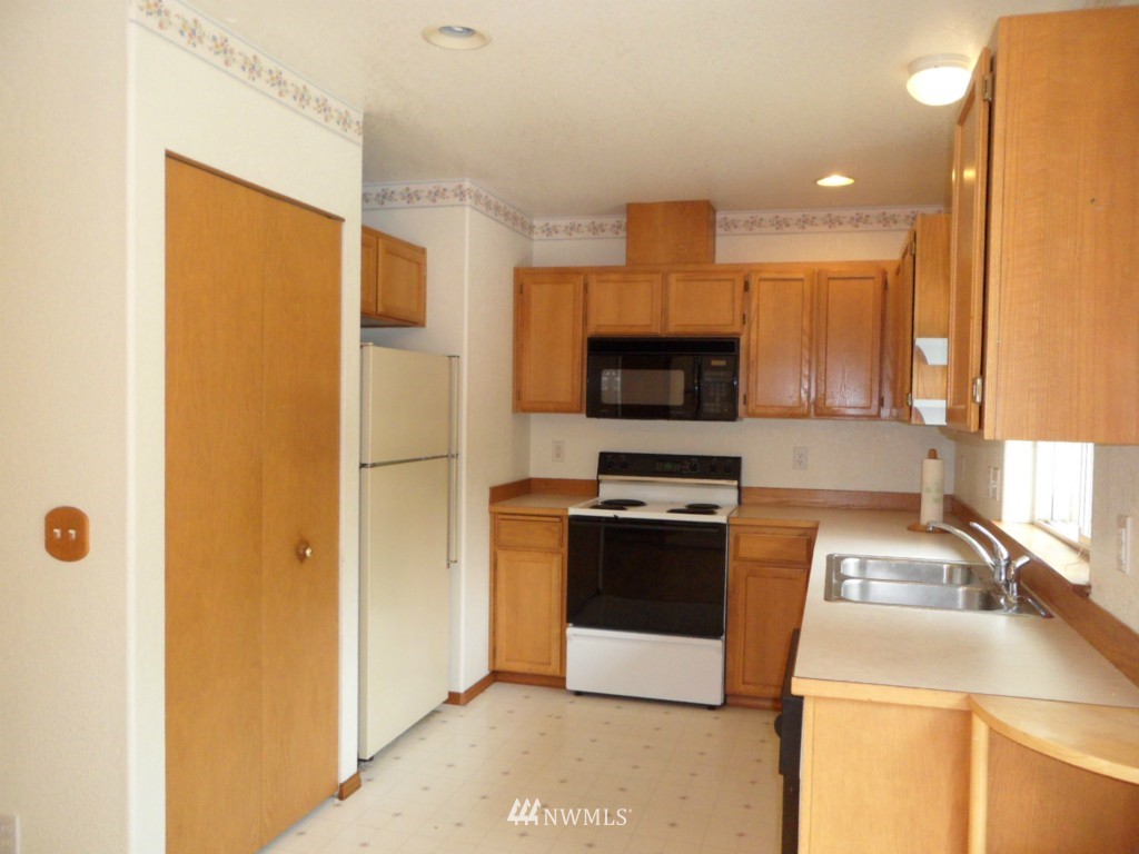 1483 Roma Road Bellingham, WA 98226 - Photo 7 of 23 Gallery Image 7