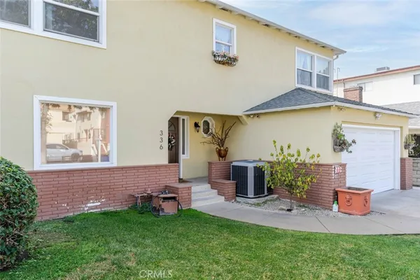 $2,000 | 336 West Lexington Drive, Unit A, Glendale, CA 91203