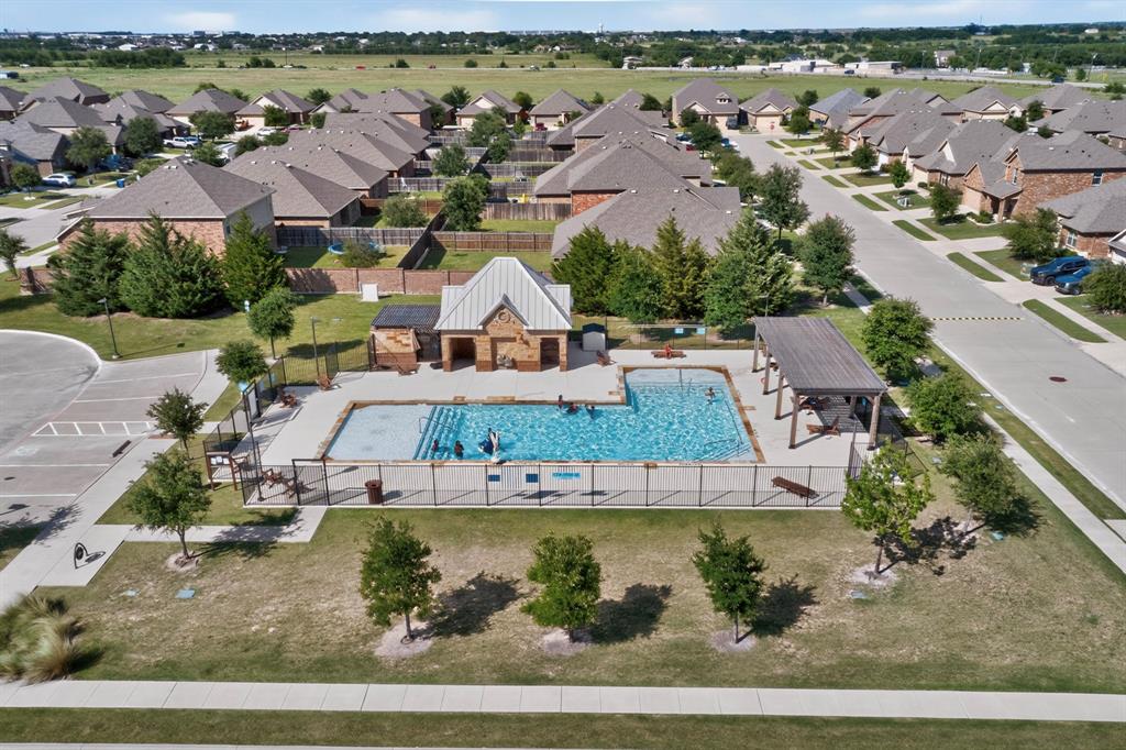 2425 Willard Way Forney, TX 75126 - Photo 37 of 39