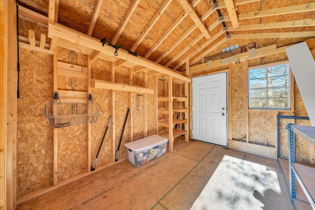229 Queen Regent Court Blue Ridge, VA 24064 - Photo 58 of 67 58-MIB00924
