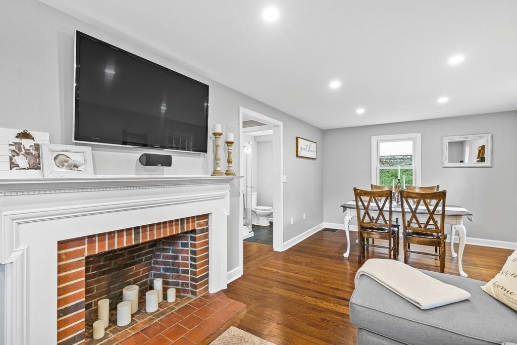 31 Longfellow Road Reading, MA 01867 - Photo 16 of 35 Gallery Image 16