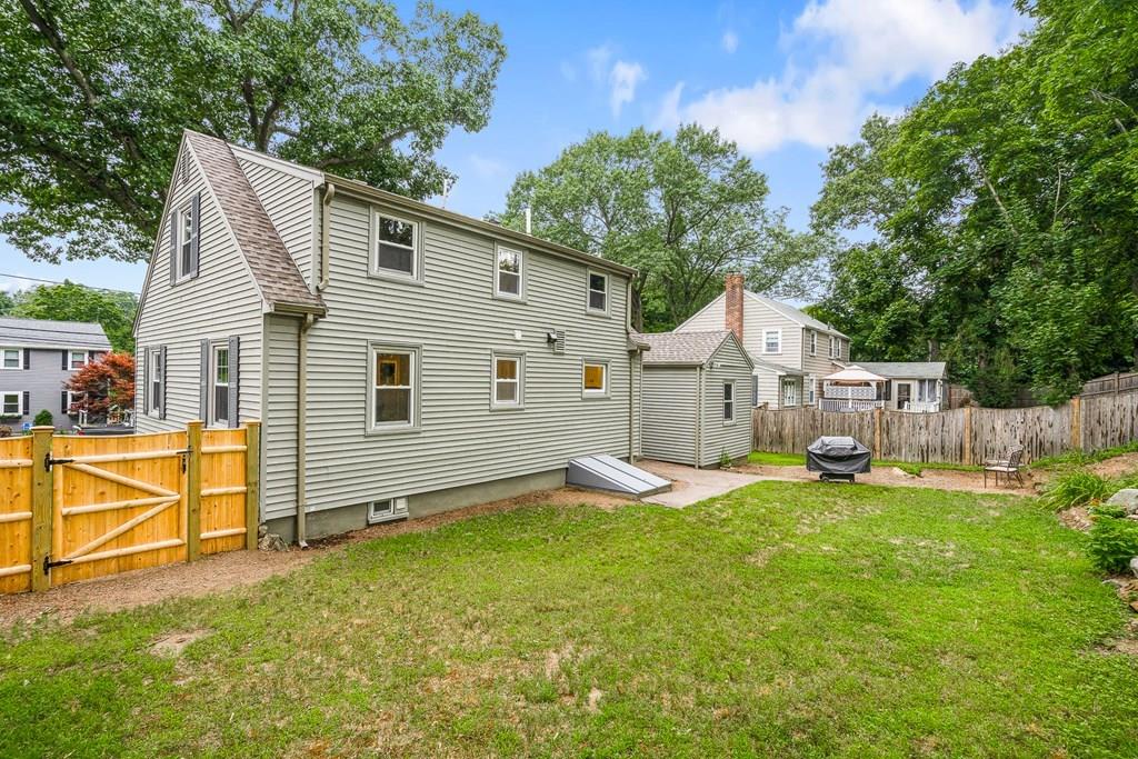 31 Longfellow Road Reading, MA 01867 - Photo 2 of 35 Gallery Image 2