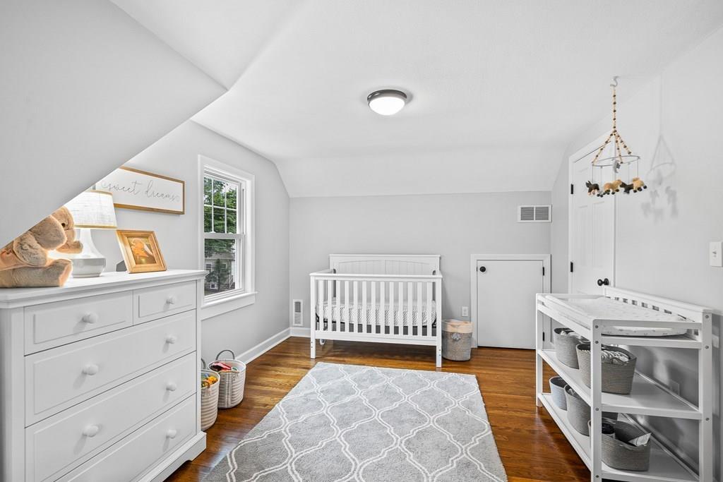 31 Longfellow Road Reading, MA 01867 - Photo 27 of 35 Gallery Image 27