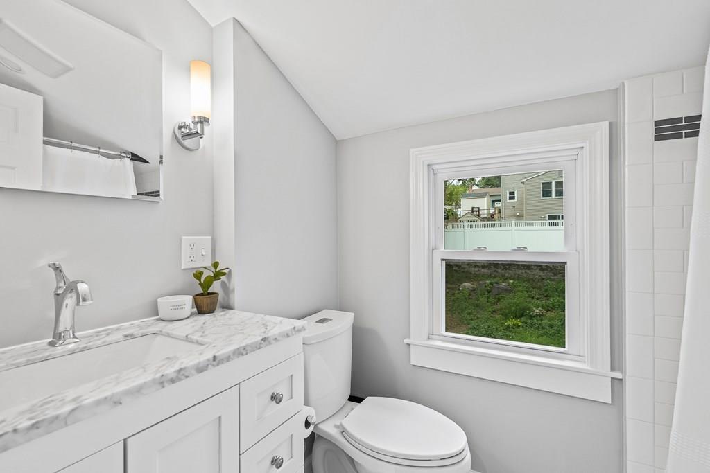 31 Longfellow Road Reading, MA 01867 - Photo 28 of 35 Gallery Image 28