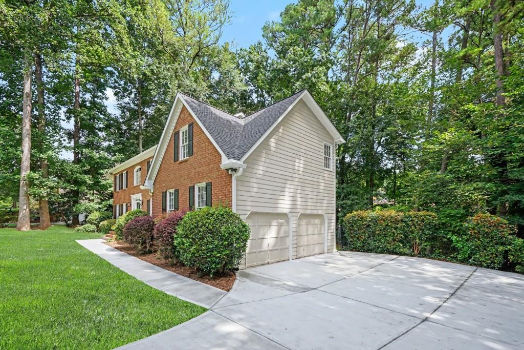3611 Preston Court Southwest Lilburn, GA 30047 - Photo 6 of 46 Gallery Image 6