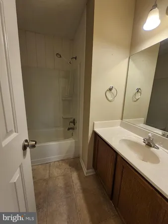 $2,435 | 767 Cherry Tree Lane, Warrenton, VA 20186