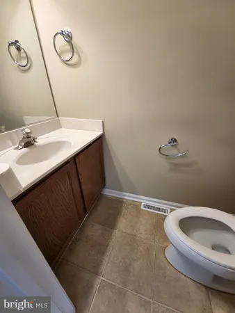 $2,435 | 767 Cherry Tree Lane, Warrenton, VA 20186