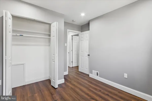 $1,800 | 296 Greenough Street, Unit 2, Philadelphia, PA 19127