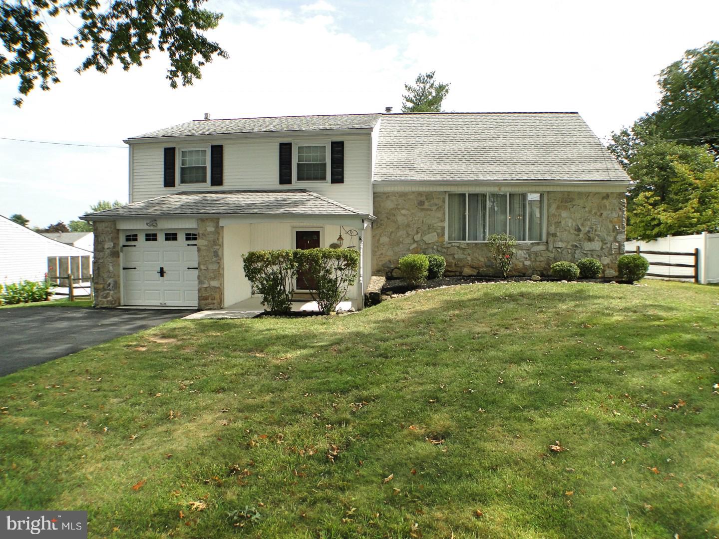 279 Norfolk Road Warminster, PA 18974 - Photo 1 of 41 Front Street View