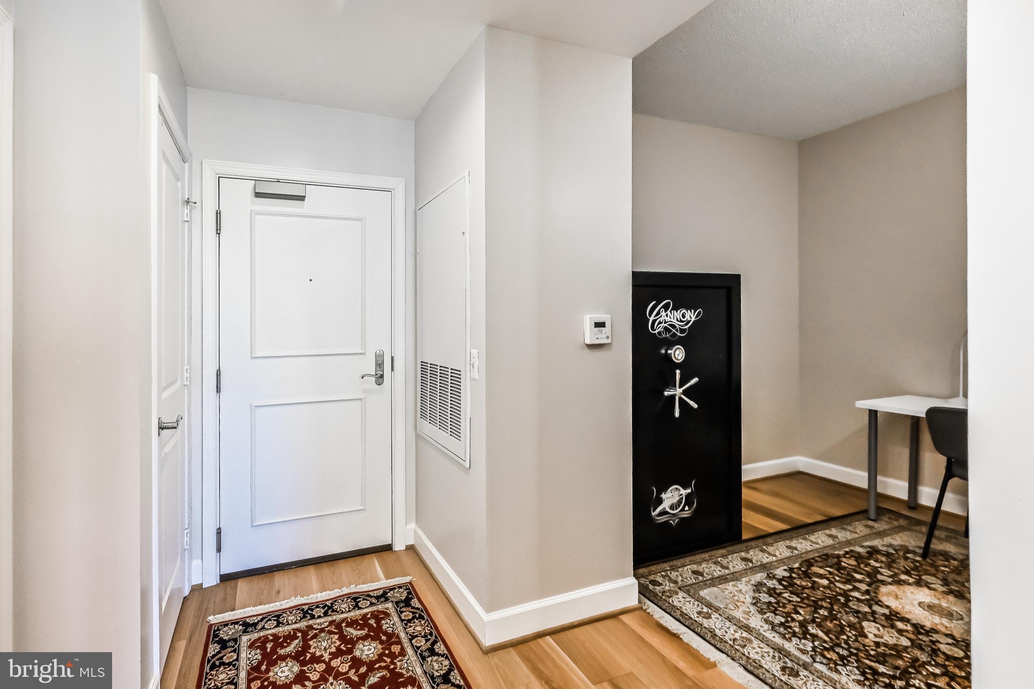 3650 South Glebe Road, Unit 345 Arlington, VA 22202 - Photo 21 of 46 Unit Entry Hall with Den
