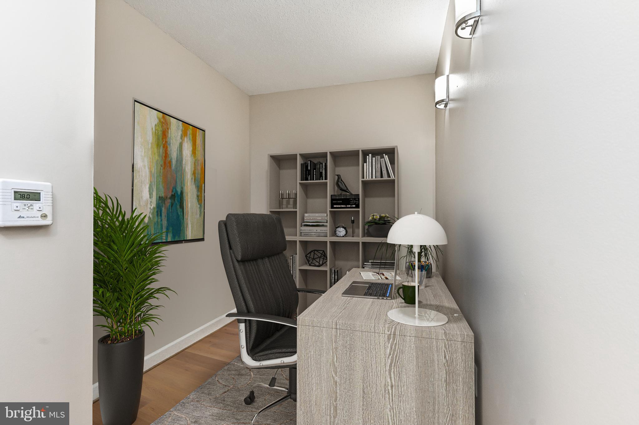 3650 South Glebe Road, Unit 345 Arlington, VA 22202 - Photo 22 of 46 Den / Office off Entry