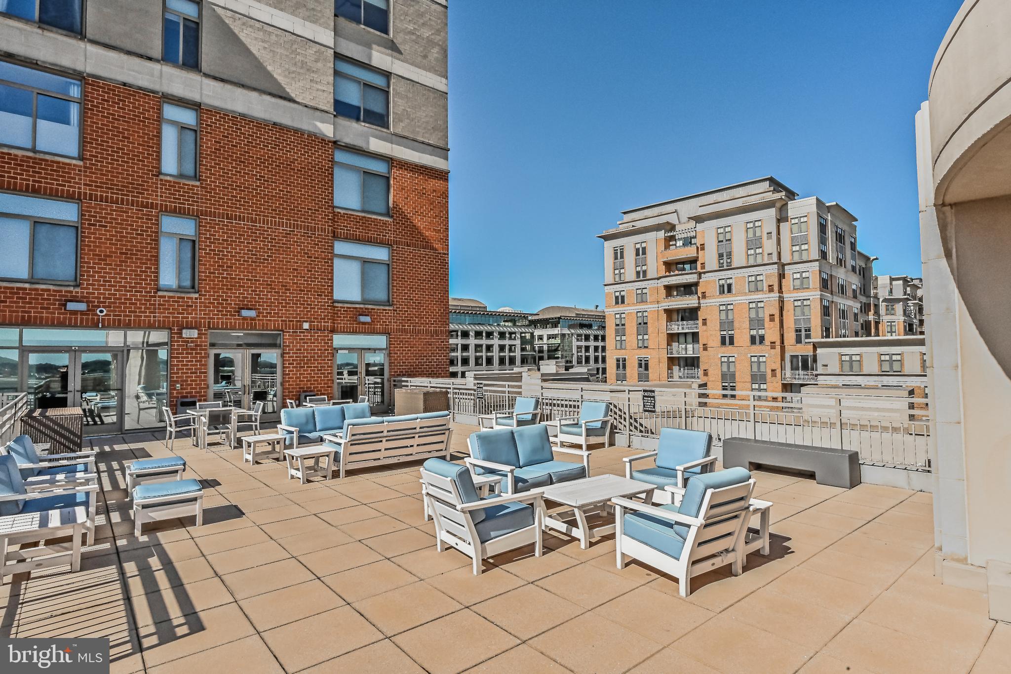 3650 South Glebe Road, Unit 345 Arlington, VA 22202 - Photo 35 of 46 Expansive Rooftop