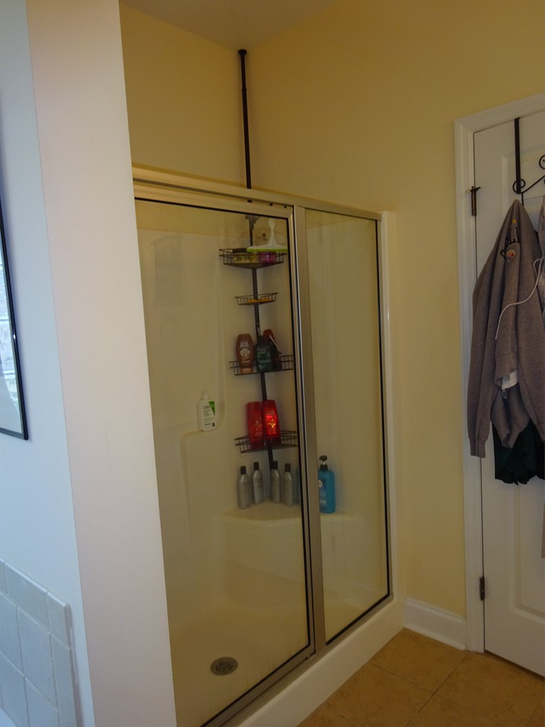 4582 Logans Way Augusta, GA 30909 - Photo 14 of 34 Separate shower