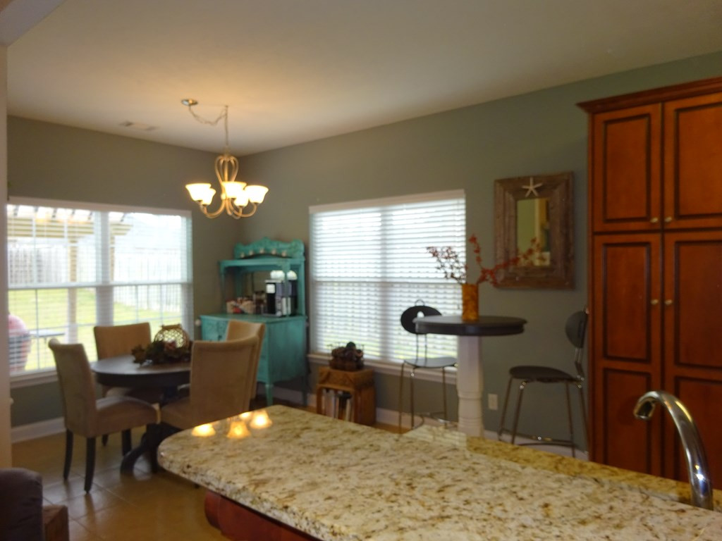 4582 Logans Way Augusta, GA 30909 - Photo 21 of 34 Kitchen Bar