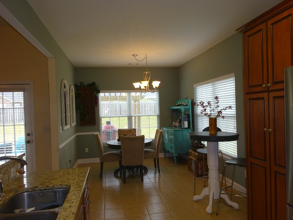 4582 Logans Way Augusta, GA 30909 - Photo 22 of 34 Combo kitchen and dining