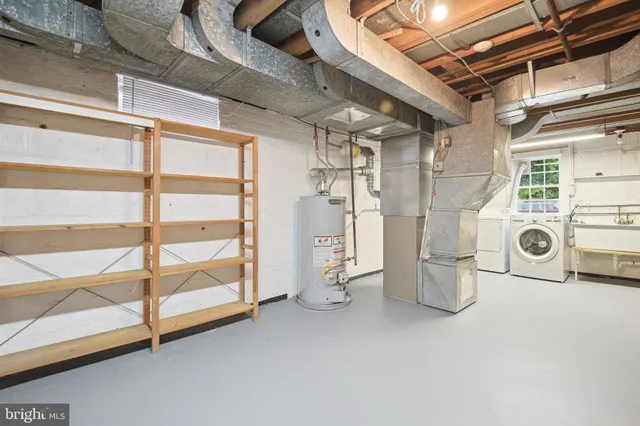 a view of a storage & utility room