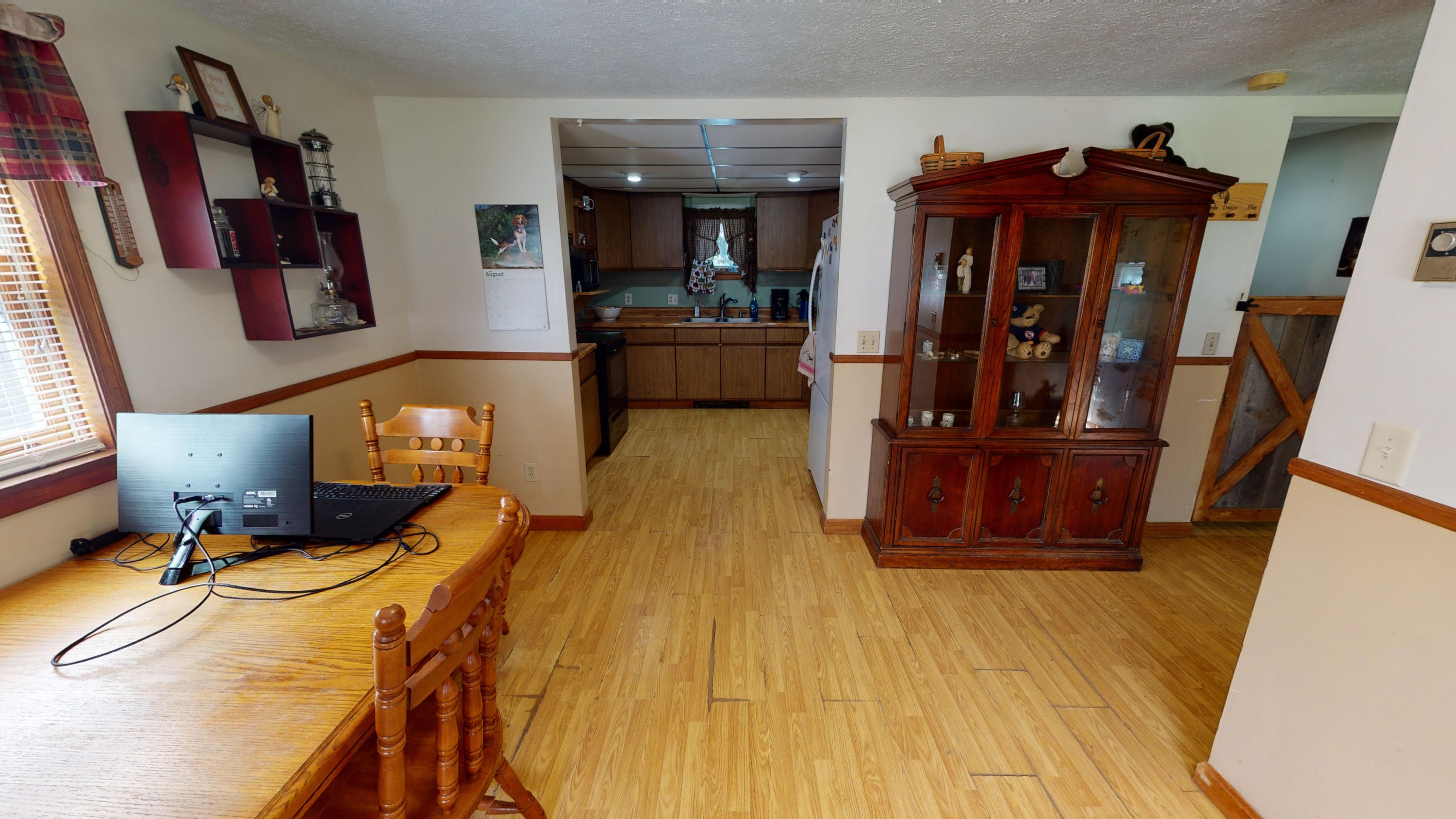 201 Warren Road Monmouth, ME 04259 - Photo 5 of 23 201-Warren-St-08182020_123757