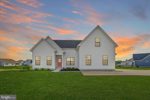 $749,900 | 27044 Whistling Duck Way, Milton, DE 19968