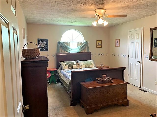 126 Pheasant Road, Unit 3 Clinton, TN 37716 - Photo 11 of 29 Master Bedroom