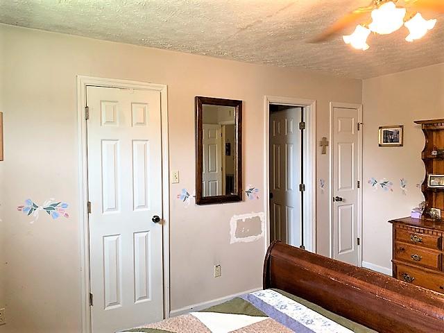 126 Pheasant Road, Unit 3 Clinton, TN 37716 - Photo 12 of 29 Master Bedroom