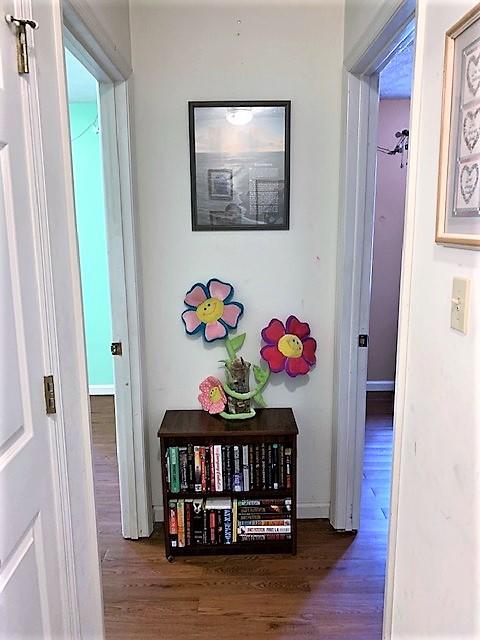 126 Pheasant Road, Unit 3 Clinton, TN 37716 - Photo 15 of 29 Hallway