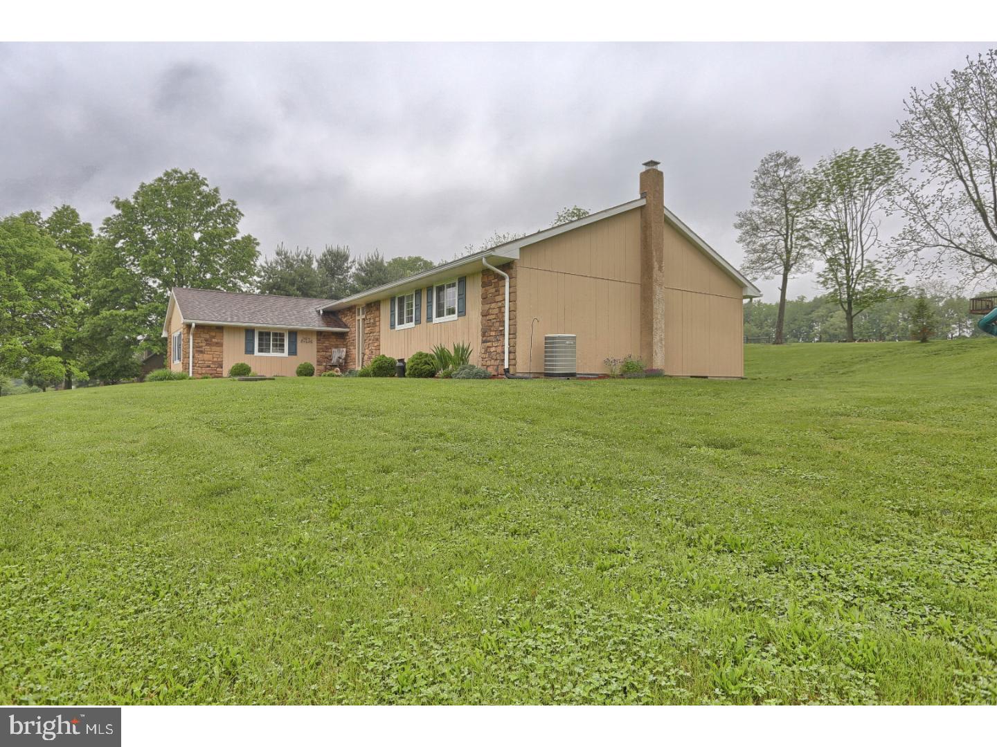 97 Davis Bridge Road Bernville, PA 19506 - Photo 3 of 25 Gallery Image 3